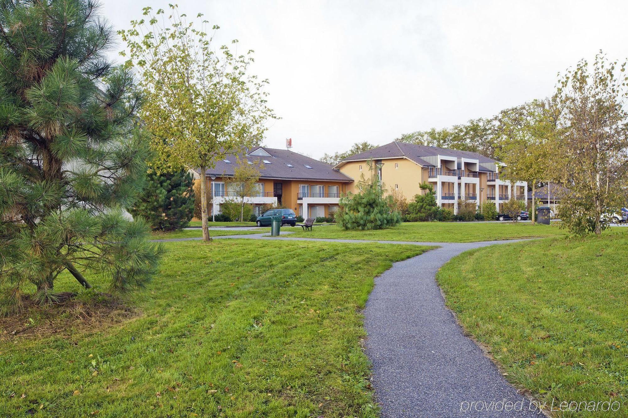 Residhome Geneve Prevessin Le Carre D'Or Εξωτερικό φωτογραφία